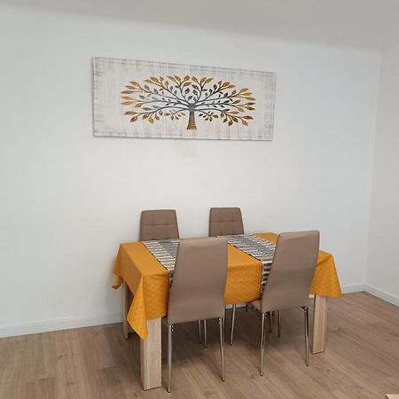 Apartamento Estel Σέου δ' Ουρζέλ Εξωτερικό φωτογραφία