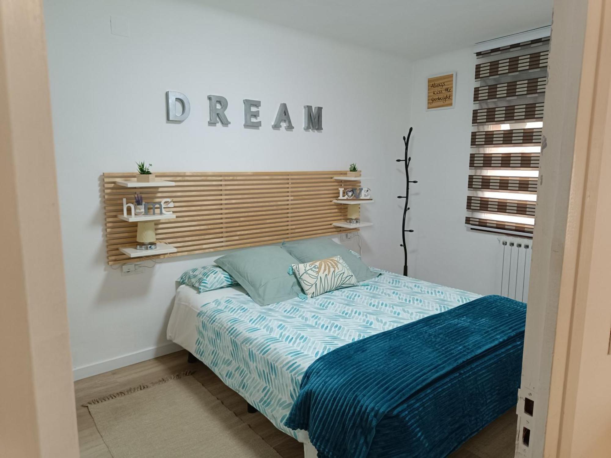 Apartamento Estel Σέου δ' Ουρζέλ Εξωτερικό φωτογραφία