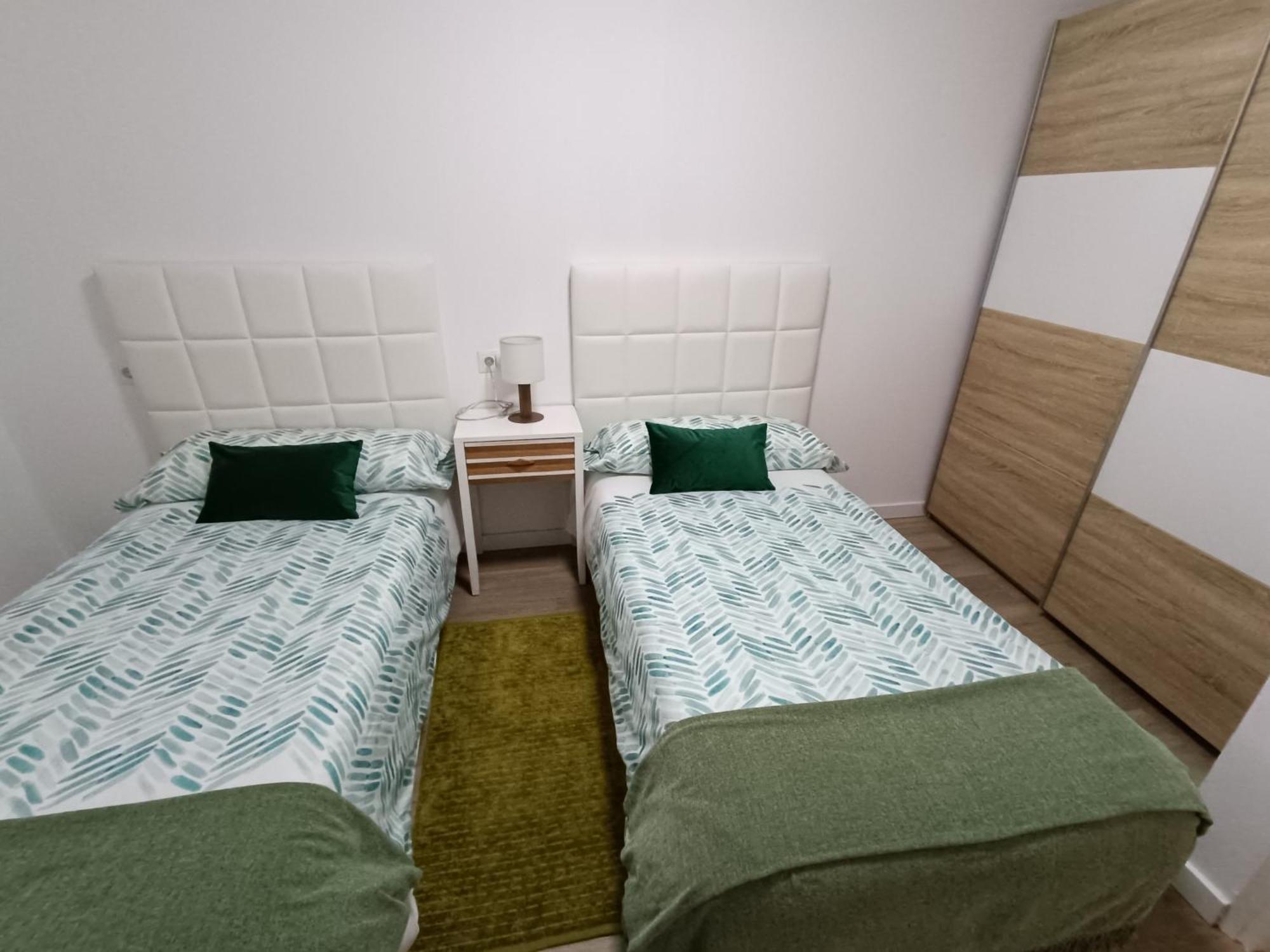 Apartamento Estel Σέου δ' Ουρζέλ Εξωτερικό φωτογραφία