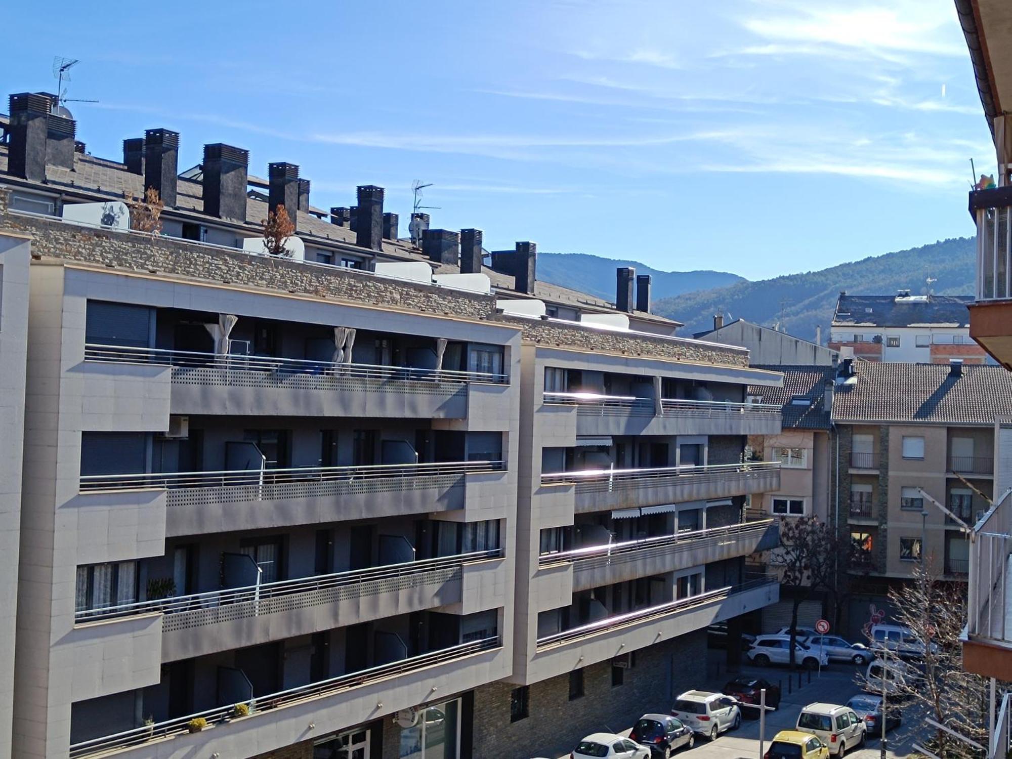 Apartamento Estel Σέου δ' Ουρζέλ Εξωτερικό φωτογραφία